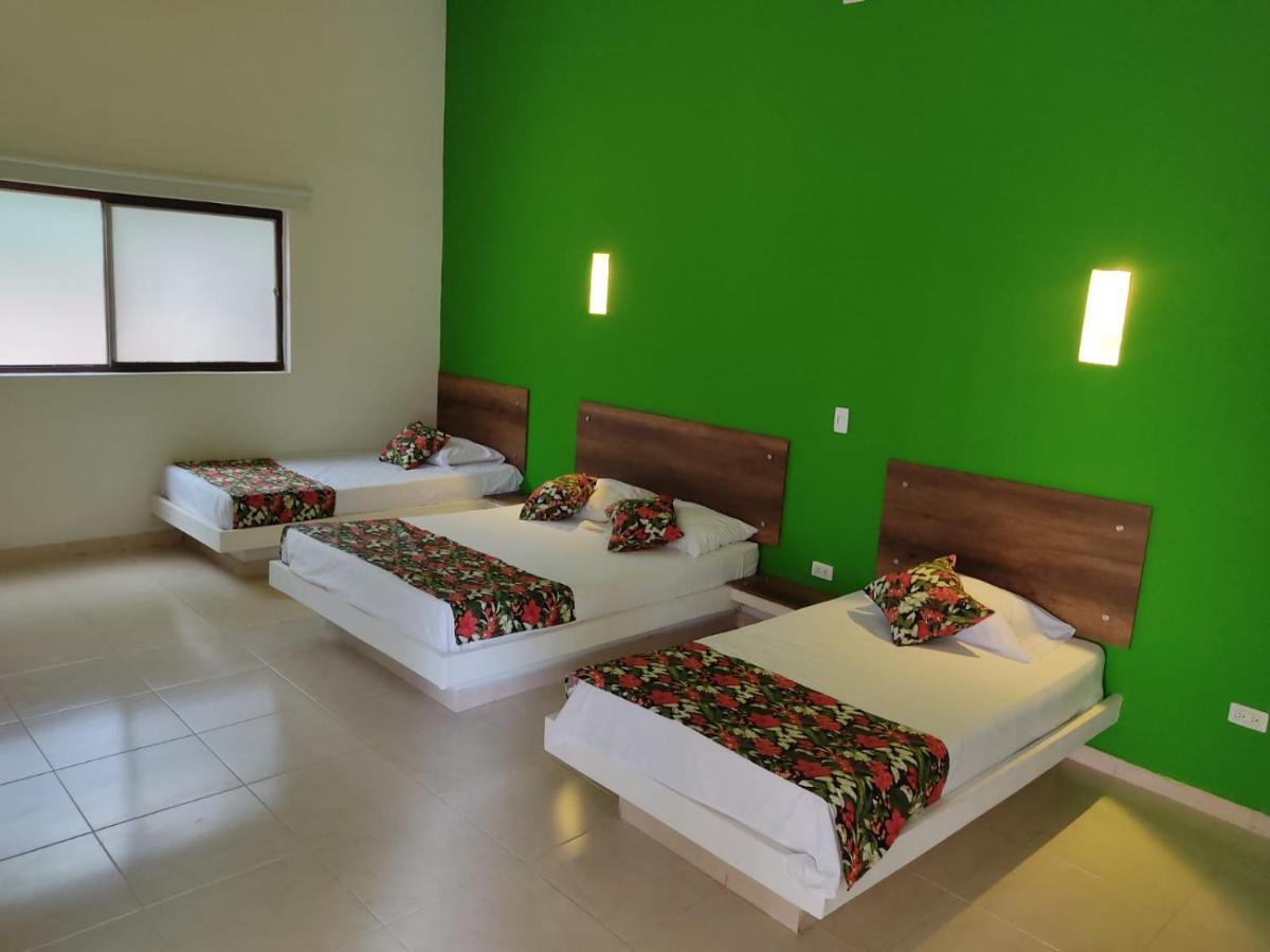Arizona Ranch Hotel Girardot Esterno foto