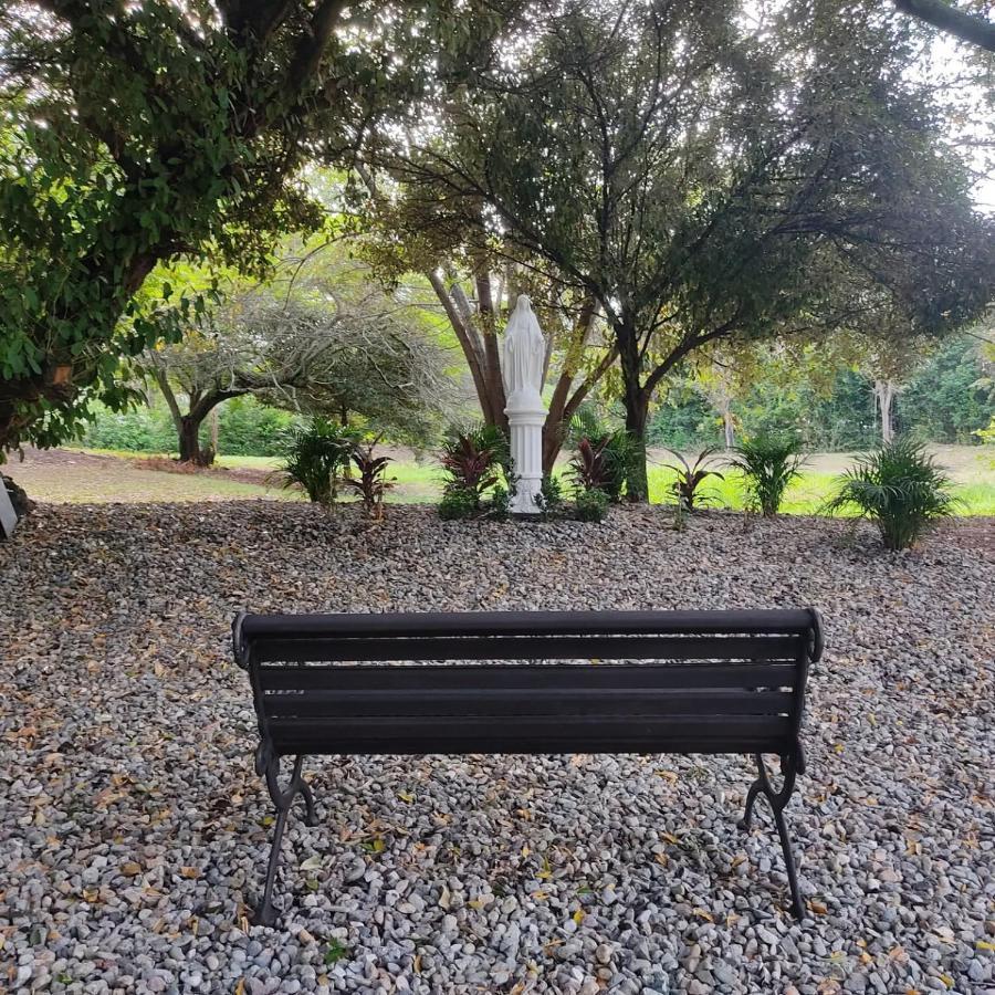 Arizona Ranch Hotel Girardot Esterno foto