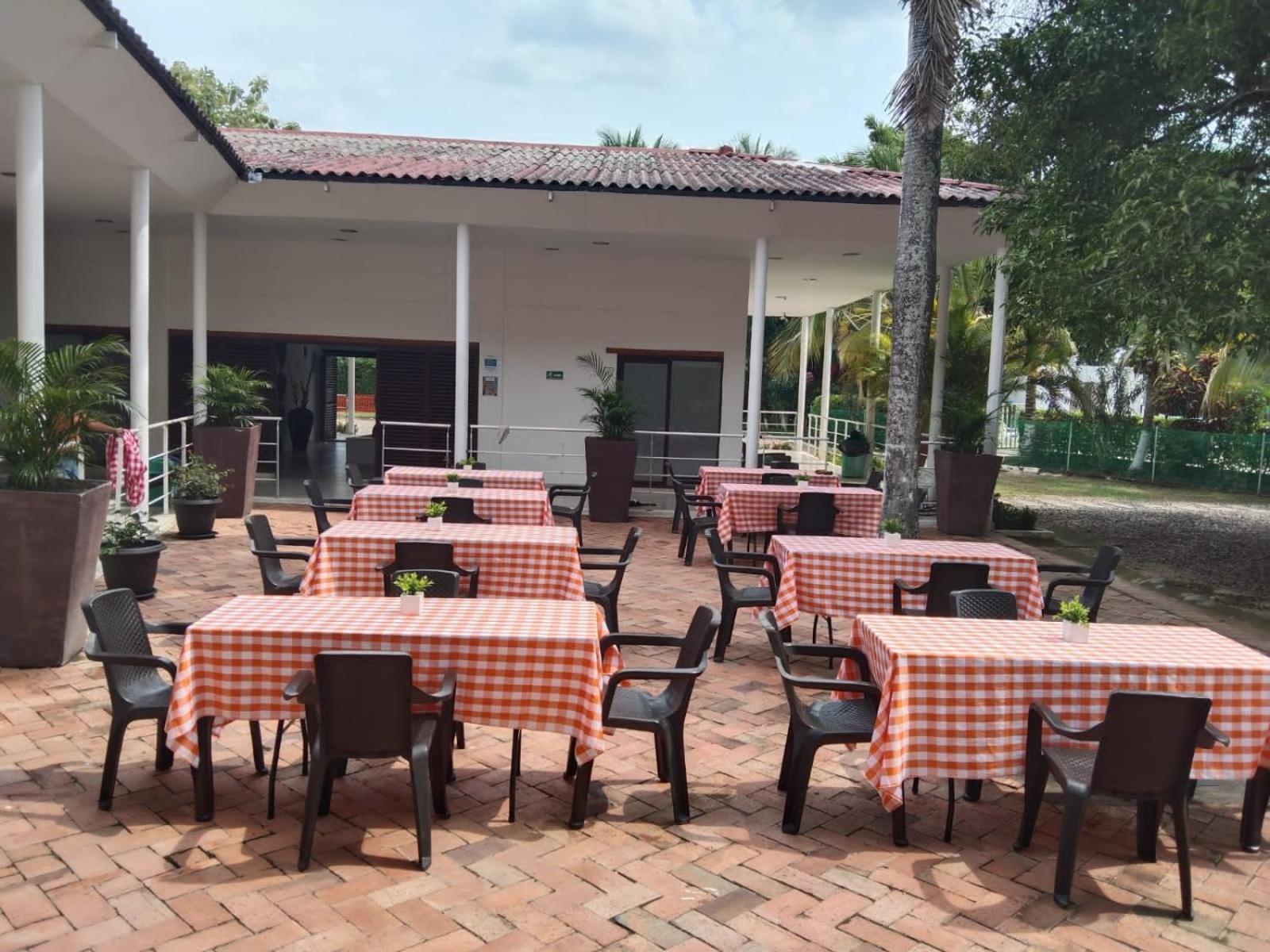 Arizona Ranch Hotel Girardot Esterno foto