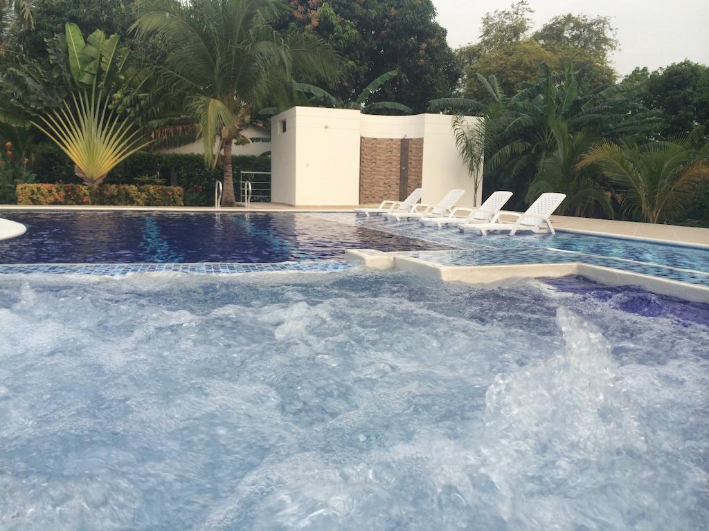Arizona Ranch Hotel Girardot Esterno foto